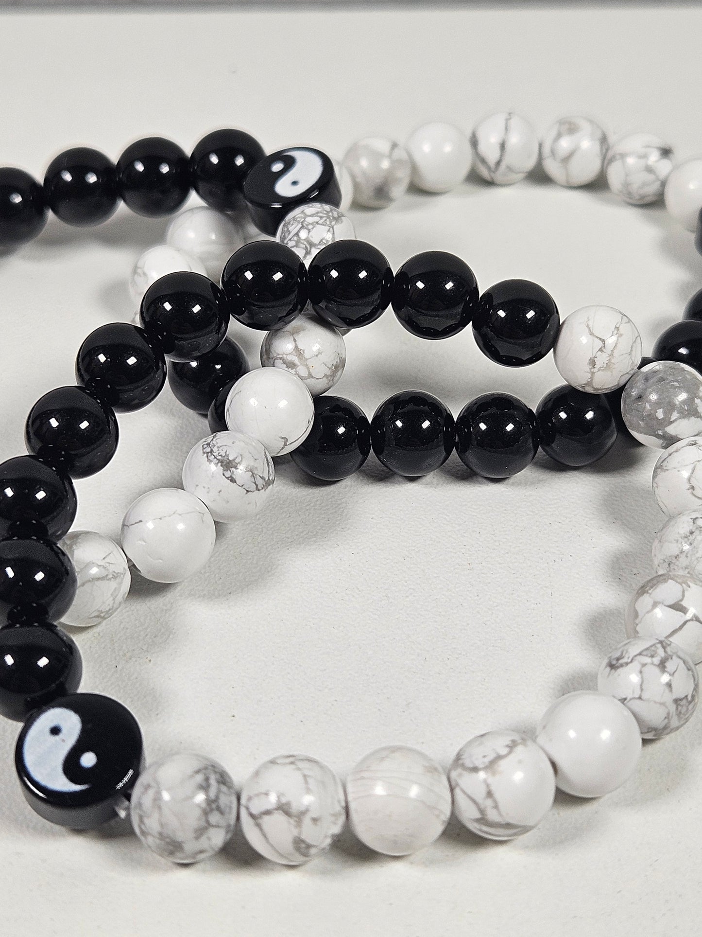 Yin Yang (howliet en obsidiaan) armband 8mm